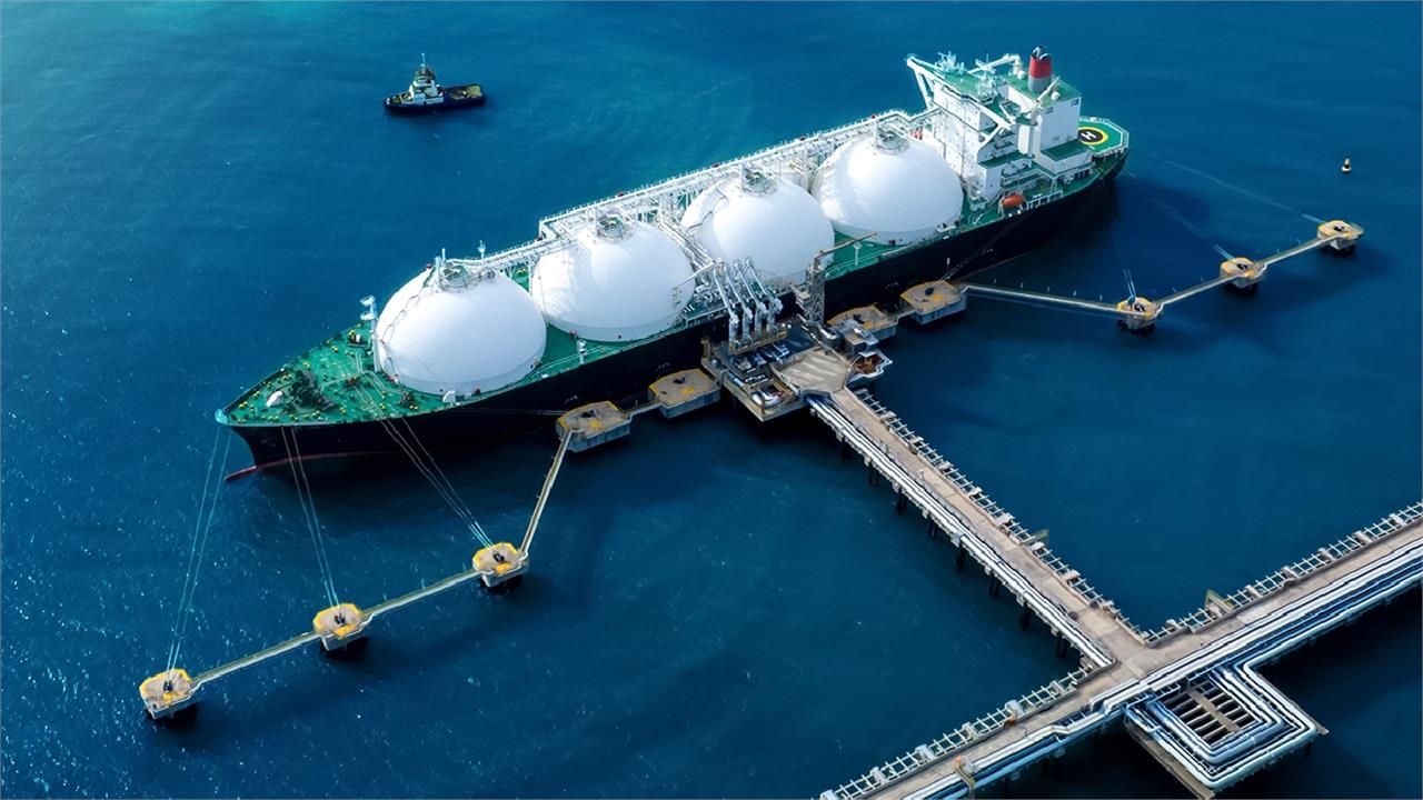 Latest IENE Analysis Examines Whether Emerging Stability in the Middle East Could Trigger an Oil and Gas Oversupply