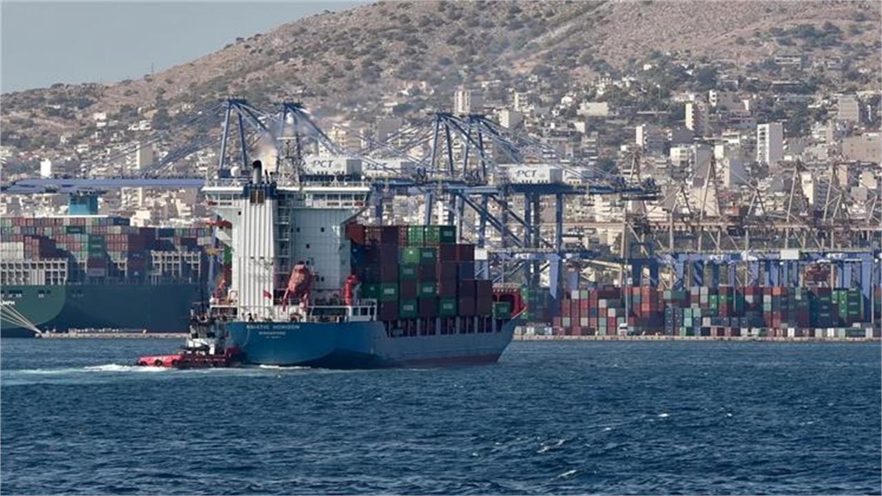 Top Shipping Nation Greece Shies Away From Maritime Carbon Tax