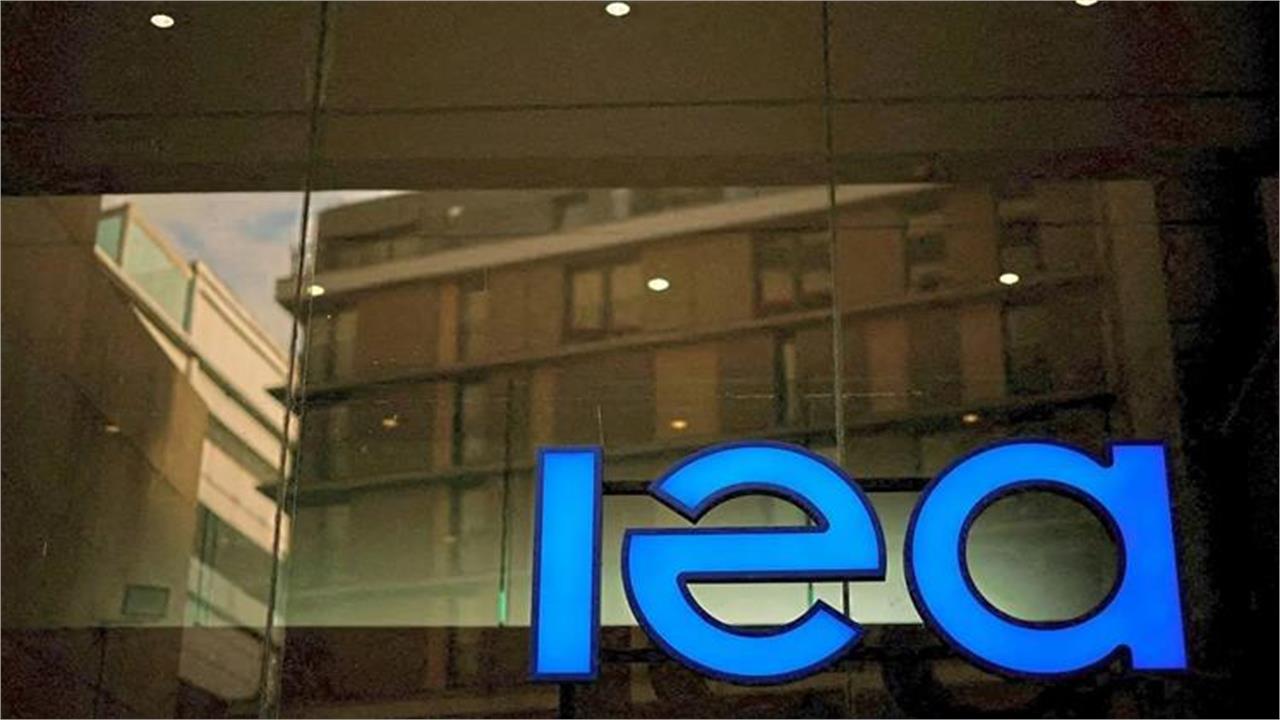 World Oil and Gas Demand Could Grow Until 2050, IEA Says