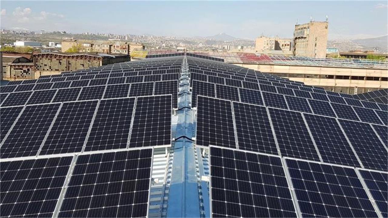 Record Solar Output in Romania Pushes Power Prices Into Negative Territory