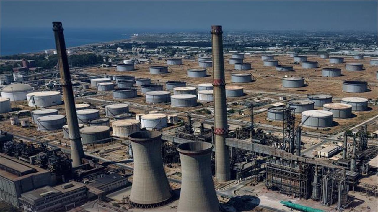 Reuters: Syria Relies on Russia's Oil Despite Pivot to the West