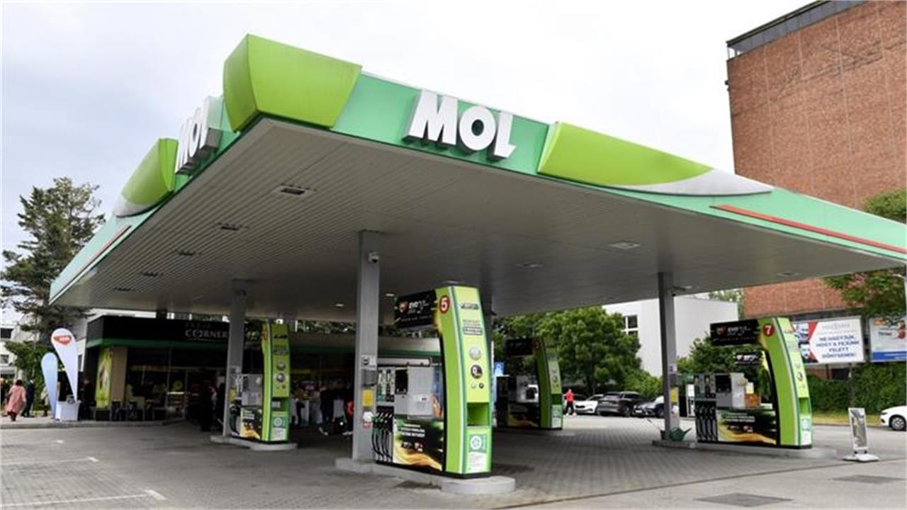 Hungary’s Top Oil Firm MOL Gets U.S. Extension for Talks to Buy Serbia’s NIS