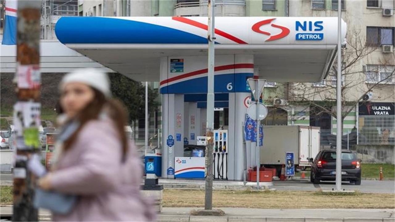 Russia's Gazprom Neft Says Talks on Serbia's NIS Sale Need Time