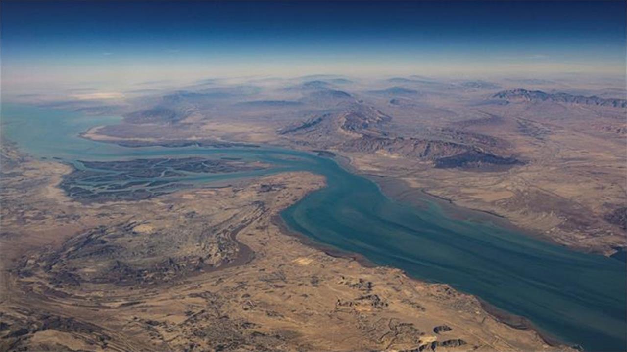 Iran's Hormuz Leverage Wanes as US Economic Squeeze Bites