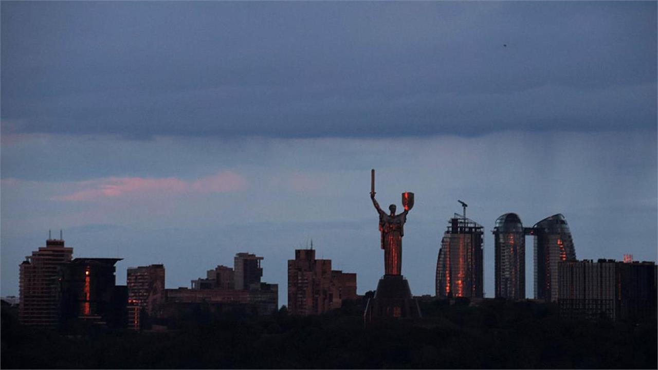 European Commission Plans ‘Reparations Loan’ to Ukraine Using Frozen Russian Assets