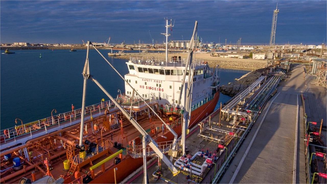 International Oil Firms Load First Kurdish Exports from Turkey's Ceyhan