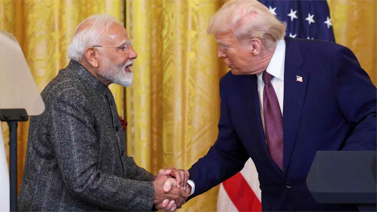 Trump to Lower Tariffs on India after Modi 'Agrees' to Stop Buying Russian Oil 