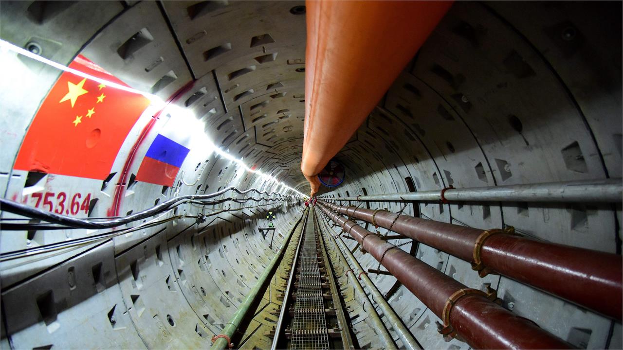 Russia's Pipeline Gas Exports to China Seen Up 25% This Year, Source Says