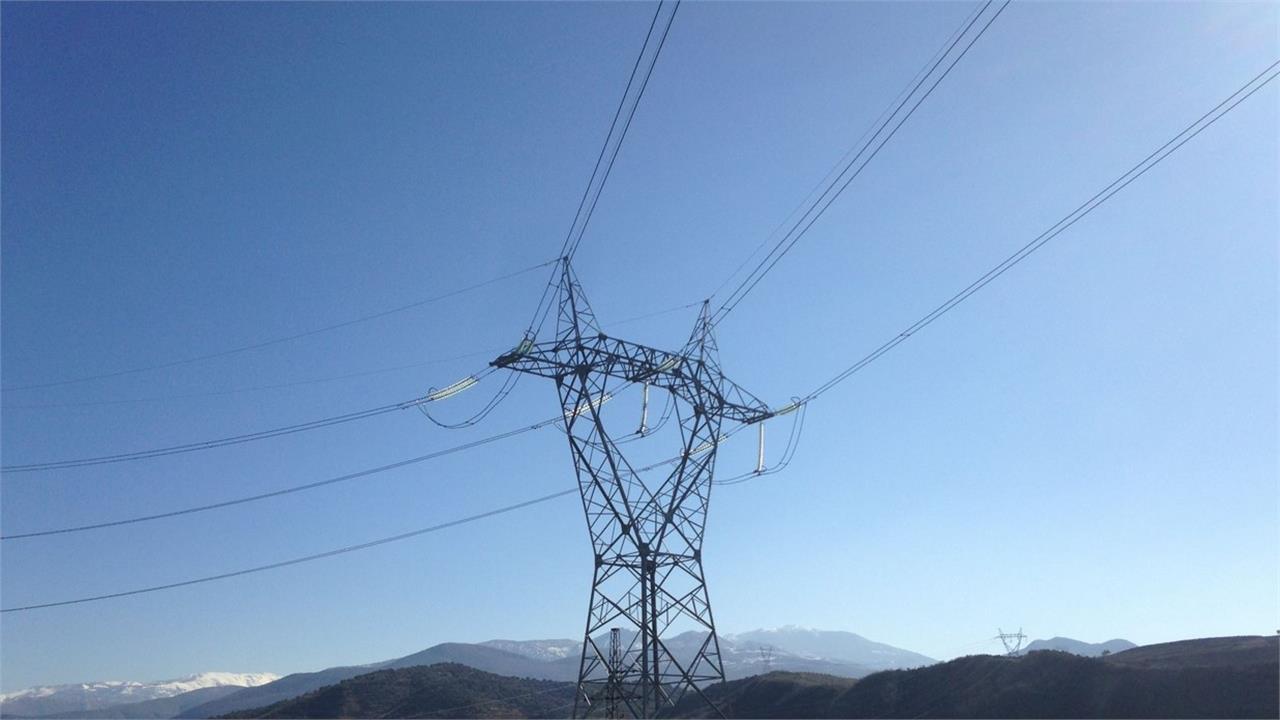 Albania Benefits from Renewable Energy: Exports to Kosovo and Europe on the Rise 