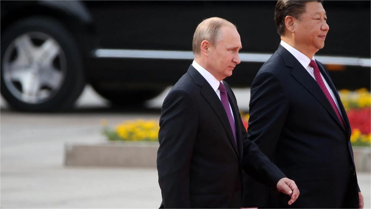 Xi and Putin Signal United Front Against US in Beijing Talks