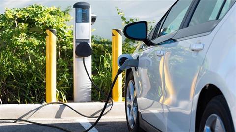 US House Votes to Bar California 2035 Electric Vehicle Plan