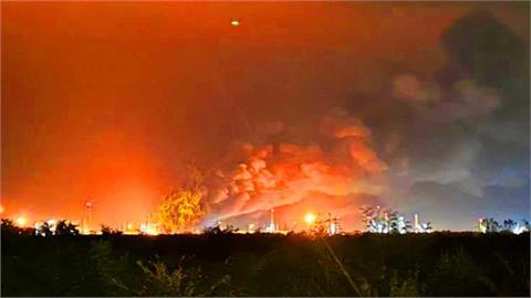 Hungarian, Romanian Oil Refineries Tied to Russia Hit by Blasts