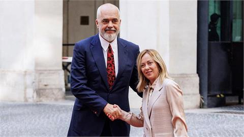 Albania, Italy Ink Agreements on Defence, Energy, Migration
