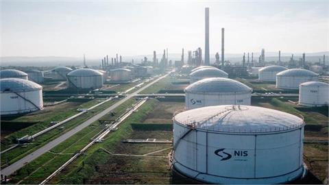 US Gives Hungary's MOL More Time for Talks to Buy Serbian Oil Firm NIS