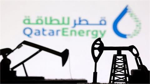 Qatarenergy Extends LNG Force Majeure and Charters Out Tankers Into October, Sources Say