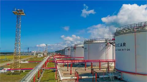 EU Sanctions Georgian Refinery for Processing Russian Crude