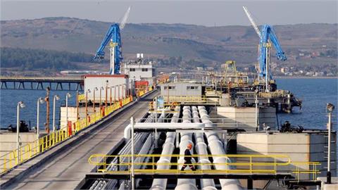 Turkey, Iraq Sign One-Year Oil Pipeline Deal
