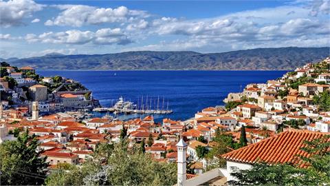 Energy and Geopolitics Were Key Themes in Annual «Hydra Shipping Conference» -Strong IENE Presence