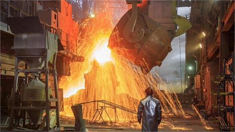 Global Steel Sector Lagging on Green Transition as Coal-Powered Production Rises, Research Shows