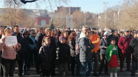 Pleven Residents Hold Second Protest over Water Shortage