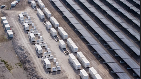 Bulgaria's Solaris Holding Launches 59.8 Mwp Hybrid PV Park