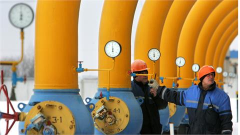 Slovakia and Hungary Reject EU Plan to Phase Out Russian Gas by End-2027