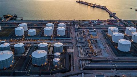 Germany to Lower Gas Storage Targets to 45% for Certain Sites