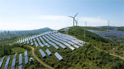 China Solar Additions Surge to Record in May Ahead of Deadline